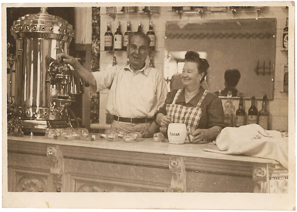 Tio and his wife Tia Augustina Asmundo